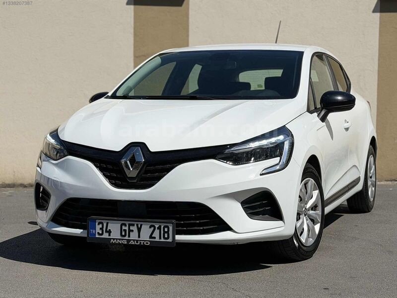 Galeriden Renault Clio 1.0 SCe Joy 2022 Model İstanbul 99.000 km Beyaz
