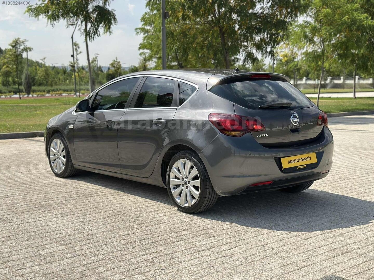Galeriden Opel Astra 1.6 Cosmo 2011 Model Eskişehir 191.000 km Füme 5