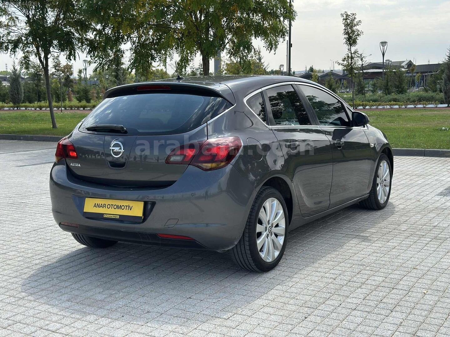 Galeriden Opel Astra 1.6 Cosmo 2011 Model Eskişehir 191.000 km Füme 4