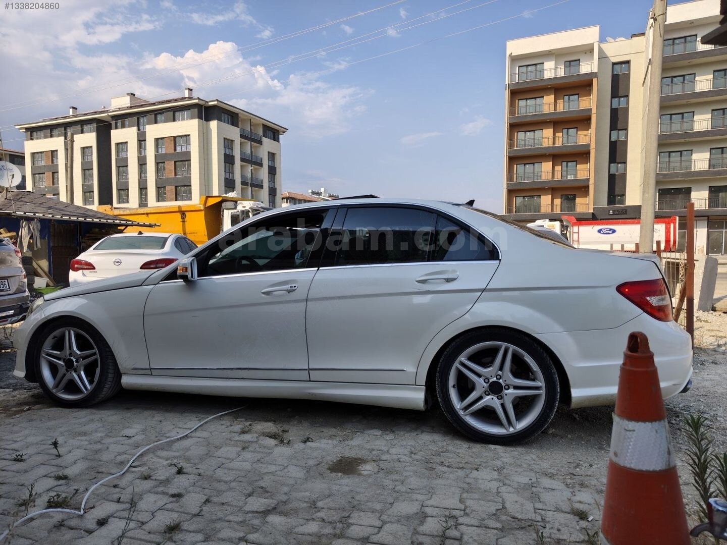 Galeriden Mercedes - Benz C 180 Kompressor BlueEfficiency AMG 2012 Model Hatay 220.000 km Beyaz 3