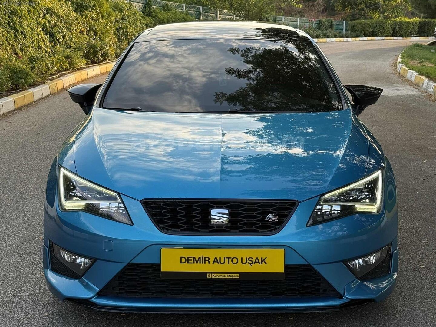 Galeriden Seat Leon 1.4 EcoTSI FR 2016 Model Uşak 134.000 km Mavi 2