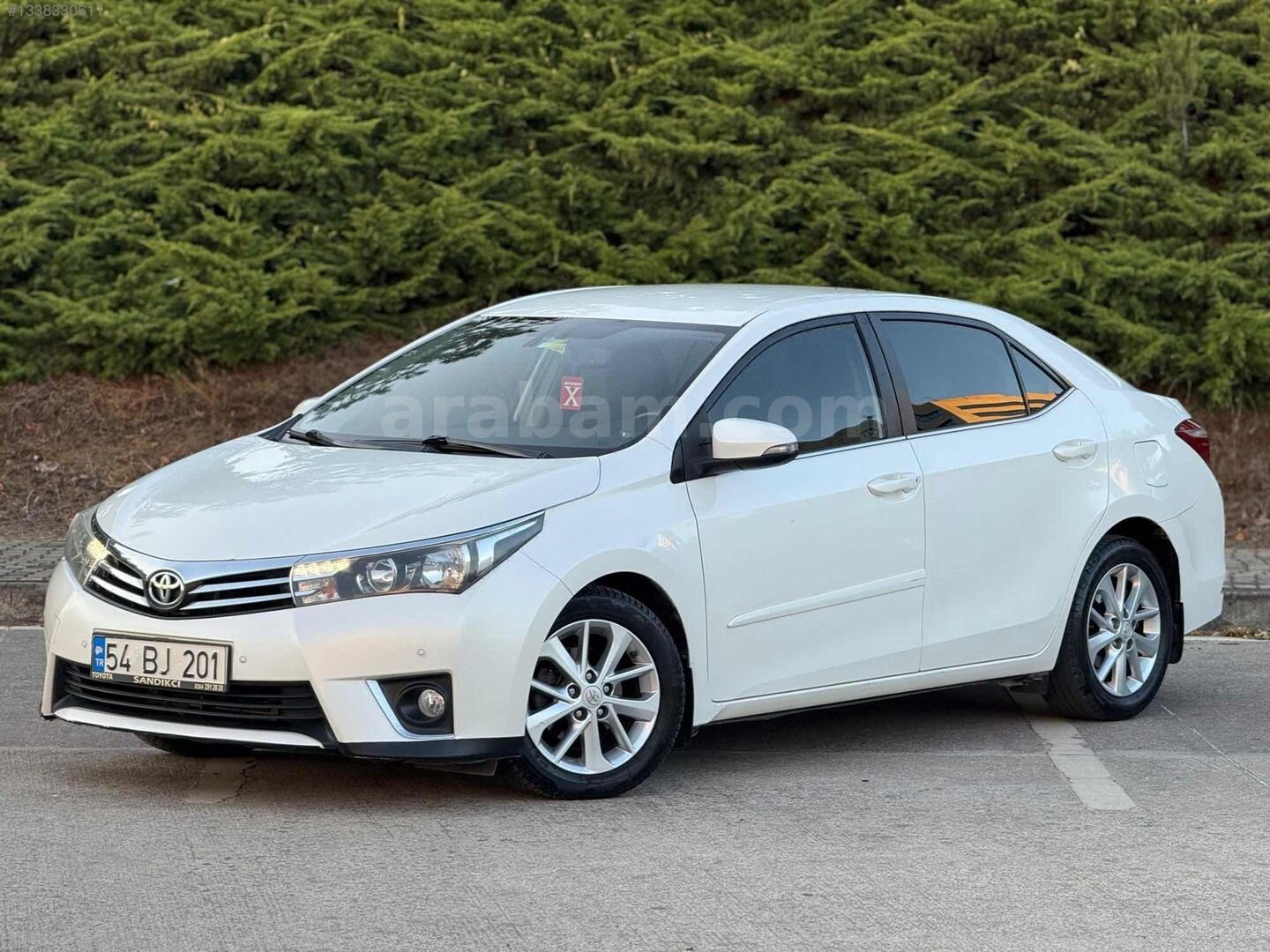 Galeriden Toyota Corolla 1.4 D-4D Advance 2015 Model Kocaeli 126.000 km Beyaz 3