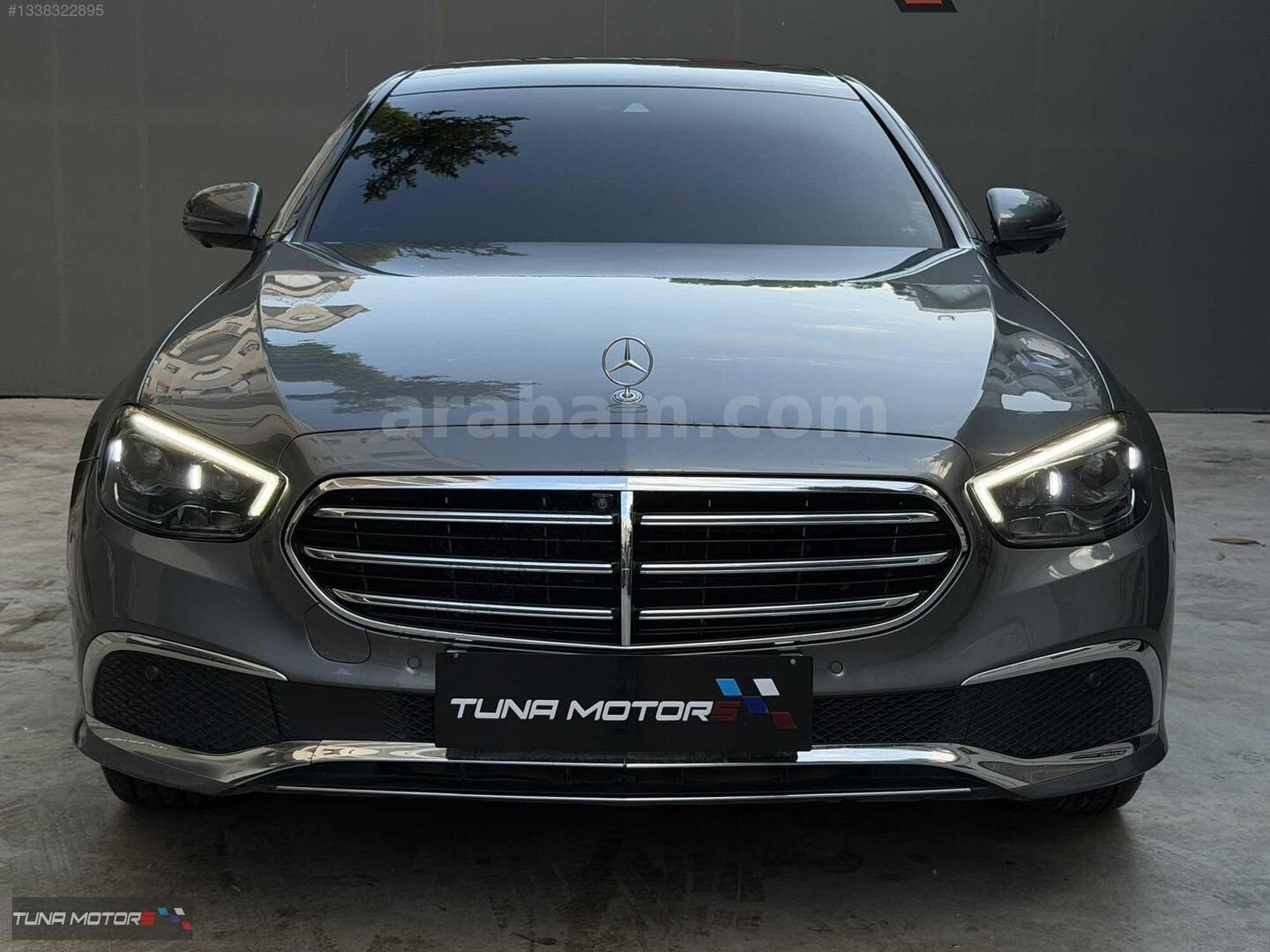 Galeriden Mercedes - Benz E 200 d Exclusive 2023 Model Antalya 106.700 km Gri 2