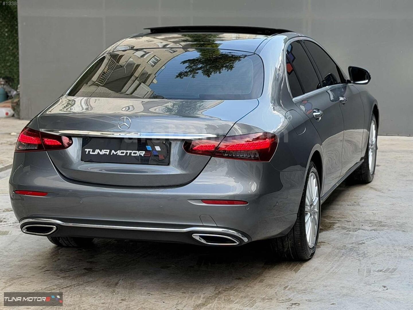 Galeriden Mercedes - Benz E 200 d Exclusive 2023 Model Antalya 106.700 km Gri 4