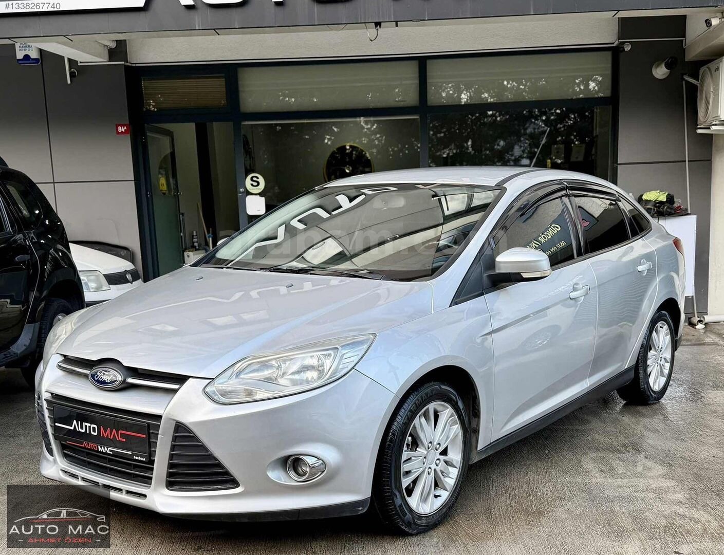 Galeriden Ford Focus 1.6 TDCi Trend 2013 Model İstanbul 141.000 km Gri 2