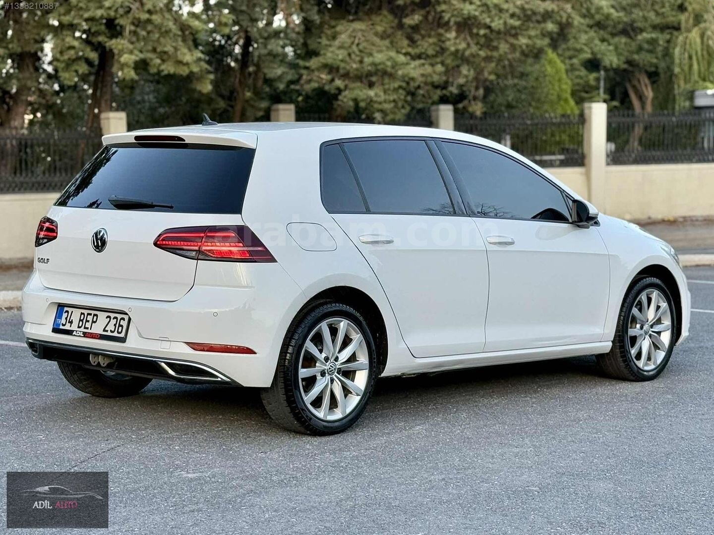 Galeriden Volkswagen Golf 1.0 TSi Highline 2018 Model İstanbul 135.000 km Beyaz 4