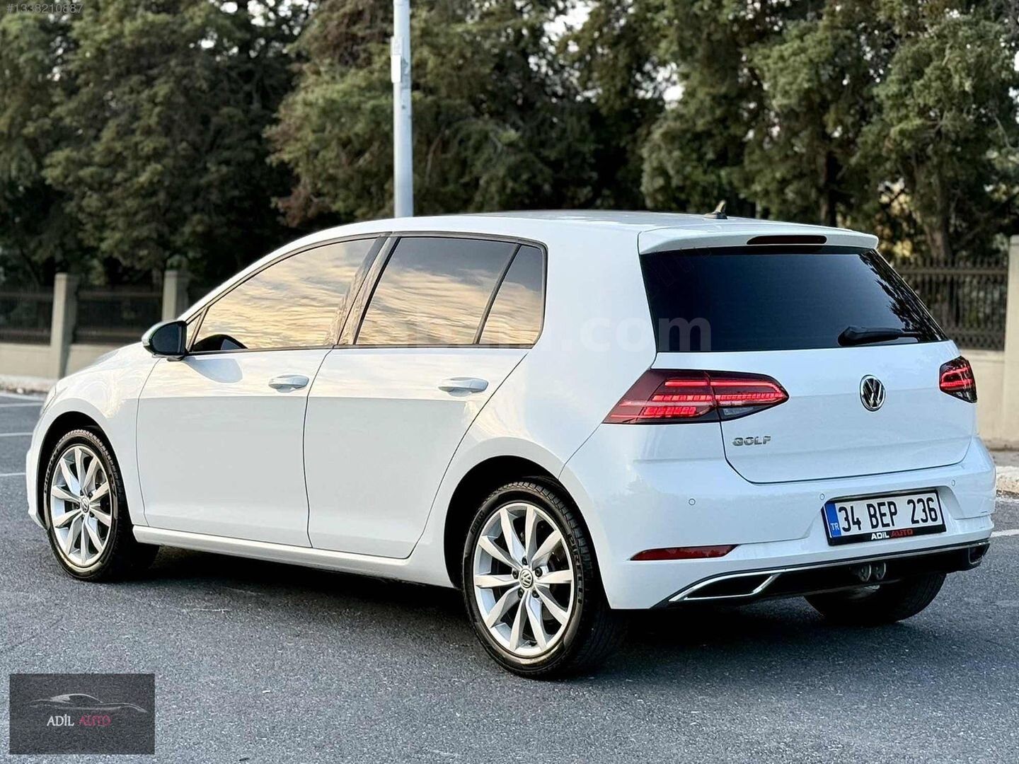Galeriden Volkswagen Golf 1.0 TSi Highline 2018 Model İstanbul 135.000 km Beyaz 6