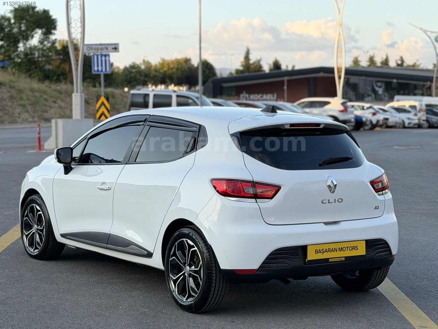 Galeriden Renault Clio 1.5 dCi Joy 2015 Model Kocaeli 214.000 km Beyaz 5