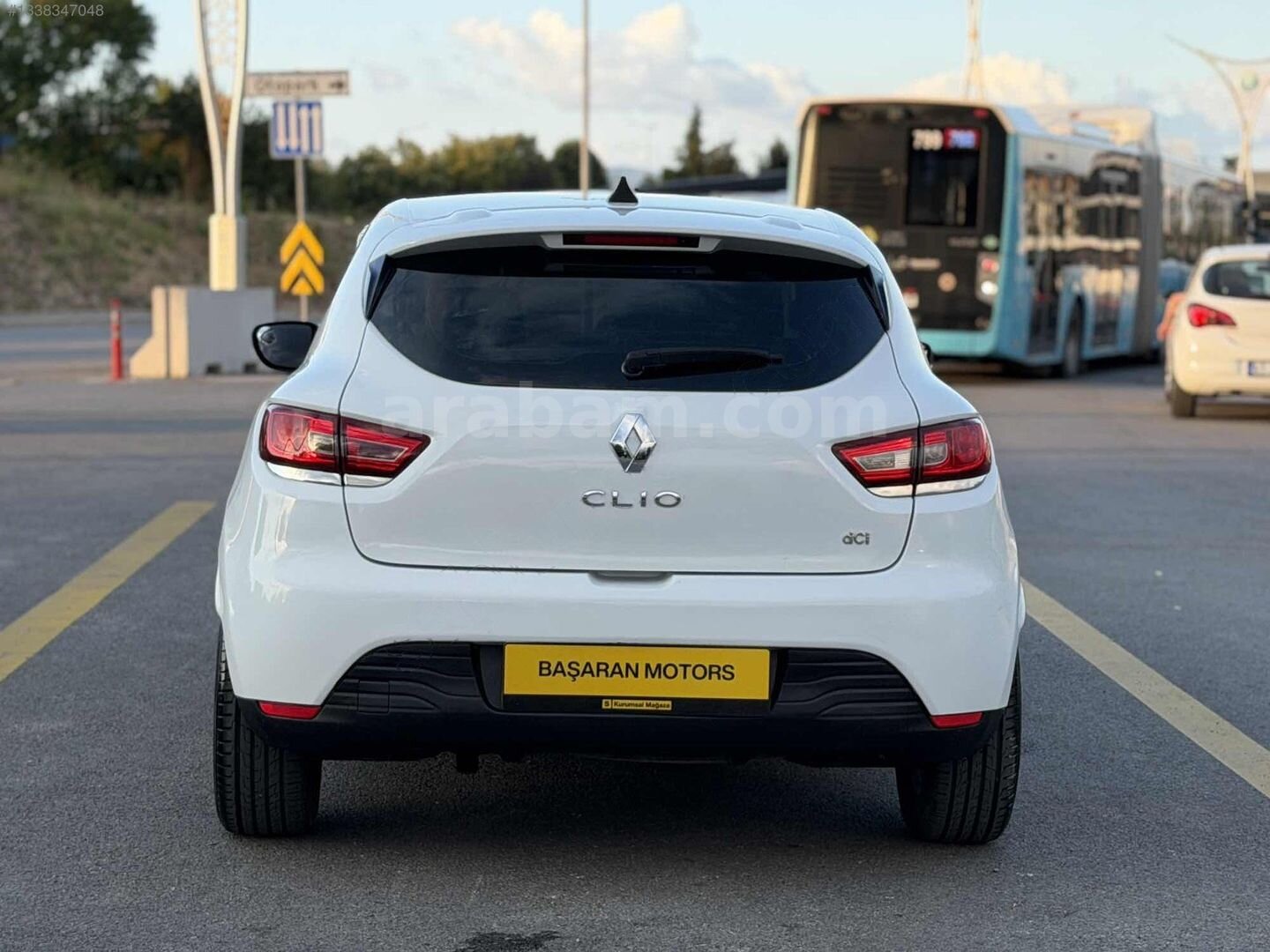 Galeriden Renault Clio 1.5 dCi Joy 2015 Model Kocaeli 214.000 km Beyaz 7