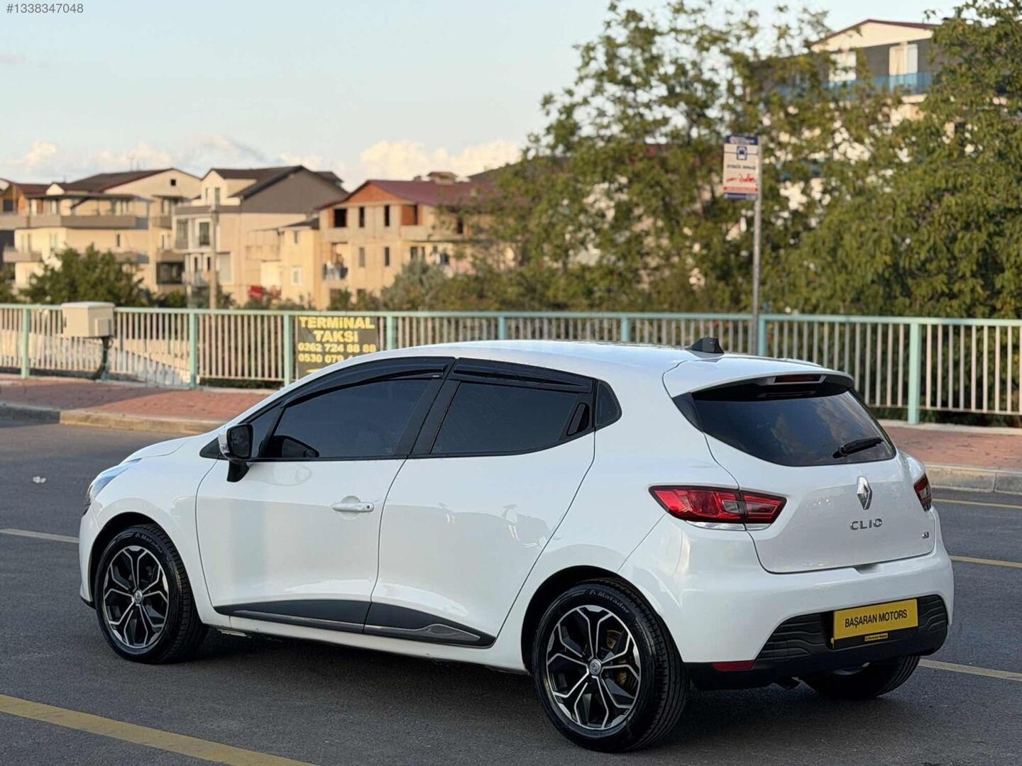 Galeriden Renault Clio 1.5 dCi Joy 2015 Model Kocaeli 214.000 km Beyaz 6