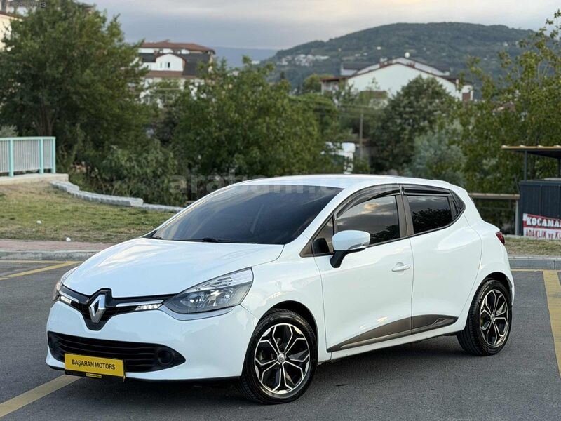Galeriden Renault Clio 1.5 dCi Joy 2015 Model Kocaeli 214.000 km Beyaz