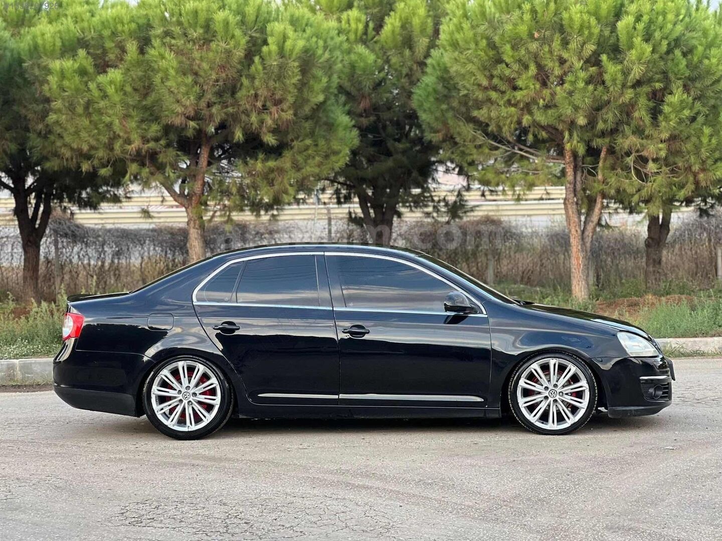 Galeriden Volkswagen Jetta 1.6 Primeline 2006 Model Manisa 256.000 km Siyah 7