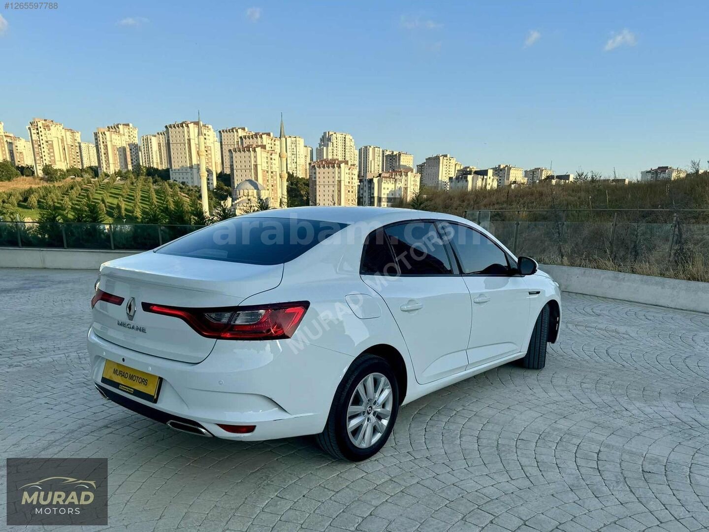 Galeriden Renault Megane 1.3 TCe Joy 2022 Model İstanbul 114.000 km Beyaz 7