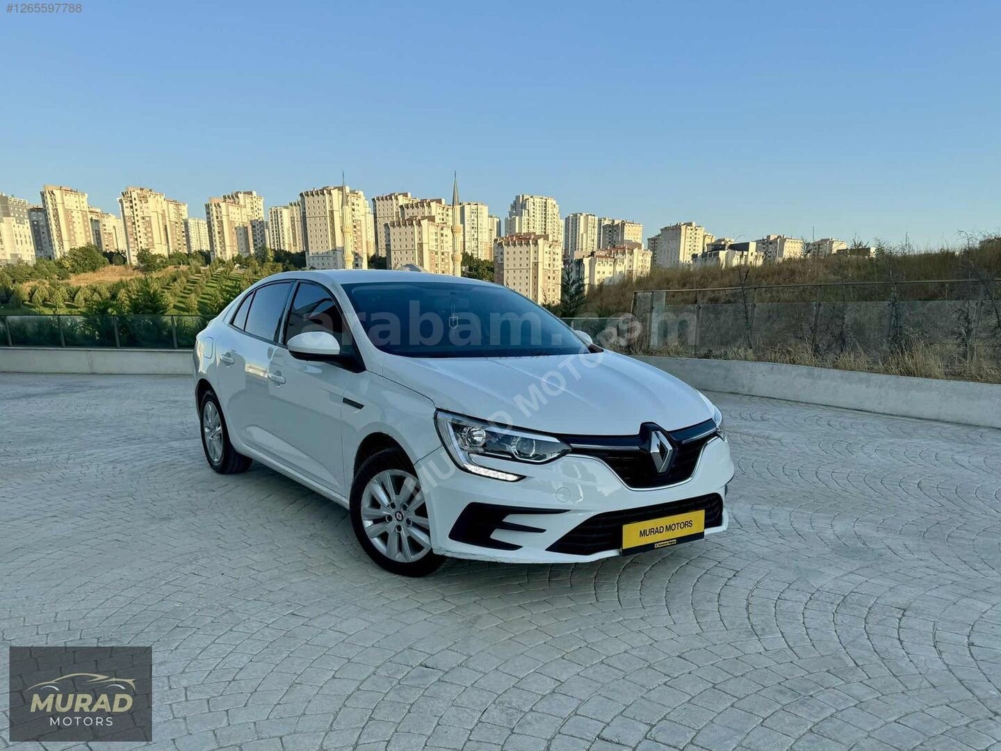 Galeriden Renault Megane 1.3 TCe Joy 2022 Model İstanbul 114.000 km Beyaz 2