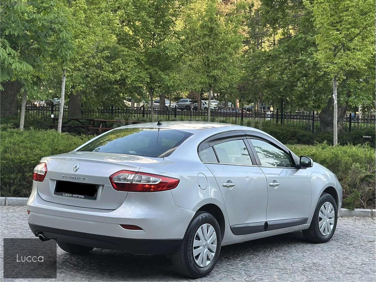 Galeriden Renault Fluence 1.5 dCi Business 2011 Model Ankara 226.500 km Gri 4