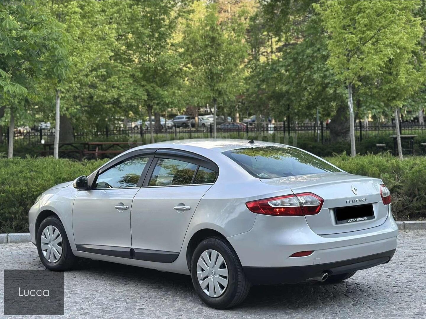 Galeriden Renault Fluence 1.5 dCi Business 2011 Model Ankara 226.500 km Gri 6