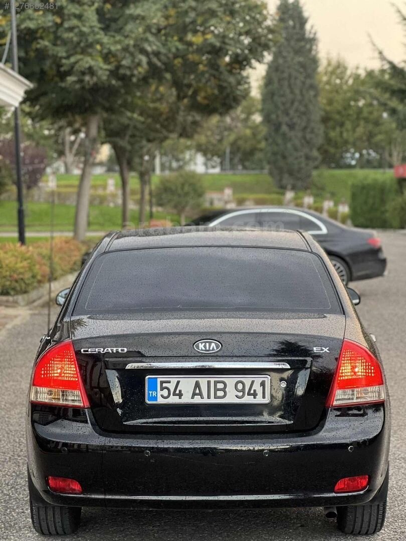 Galeriden Kia Cerato 1.6 EX DSL Advance 2008 Model Sakarya 277.000 km Siyah 7