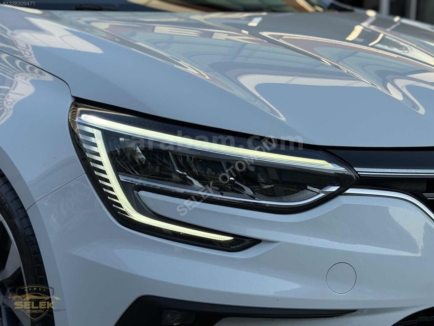 Galeriden Renault Megane 1.3 TCe Icon 2024 Model Konya 112.000 km Beyaz 6