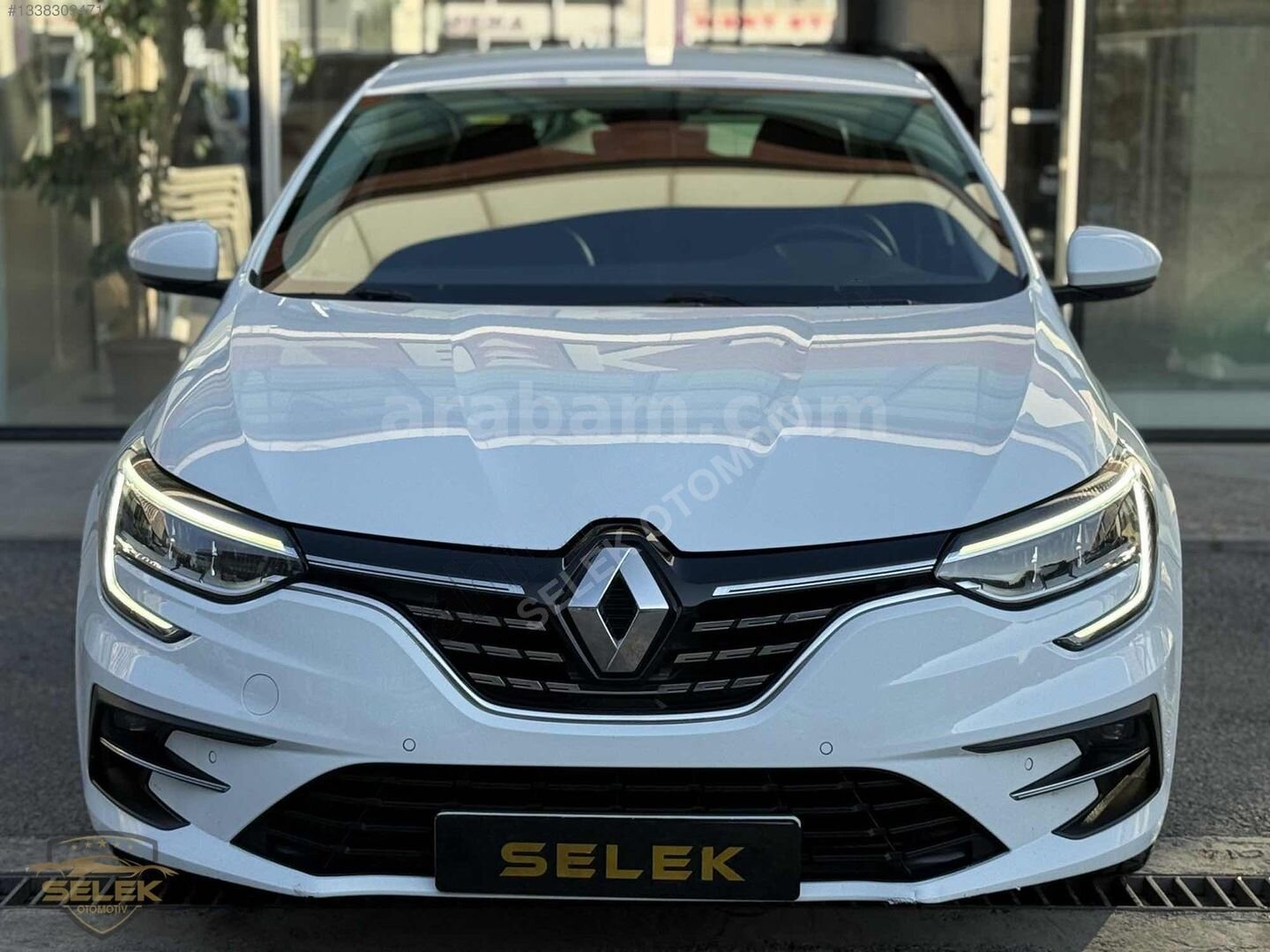 Galeriden Renault Megane 1.3 TCe Icon 2024 Model Konya 112.000 km Beyaz 1