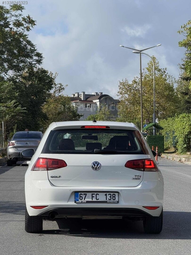 Galeriden Volkswagen Golf 1.6 TDi BlueMotion Comfortline 2016 Model İstanbul 180.500 km Beyaz 5