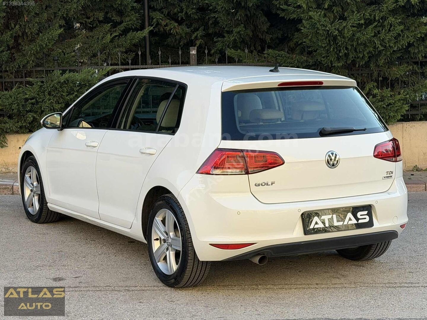 Galeriden Volkswagen Golf 1.6 TDi BlueMotion Comfortline 2016 Model Ankara 130.000 km Beyaz 3