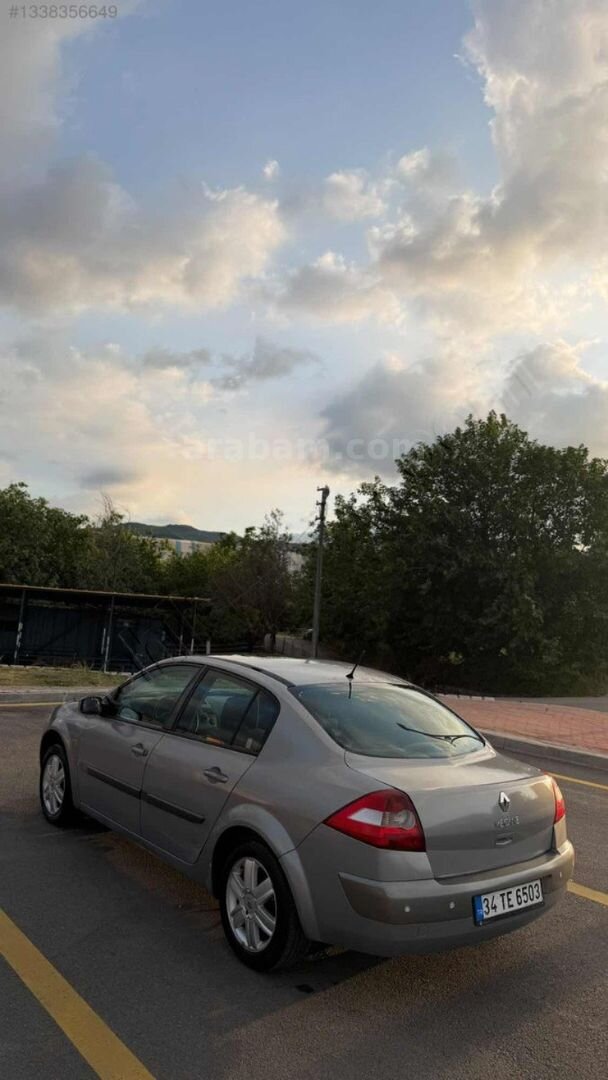 Galeriden Renault Megane 1.6 Dynamique 2005 Model Kocaeli 260.000 km Gri 5