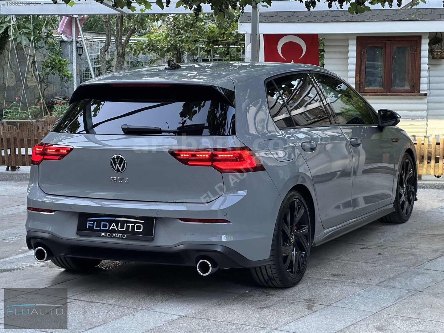 Galeriden Volkswagen Golf 2.0 TSI GTI 2023 Model İstanbul 31.423 km Gri 6