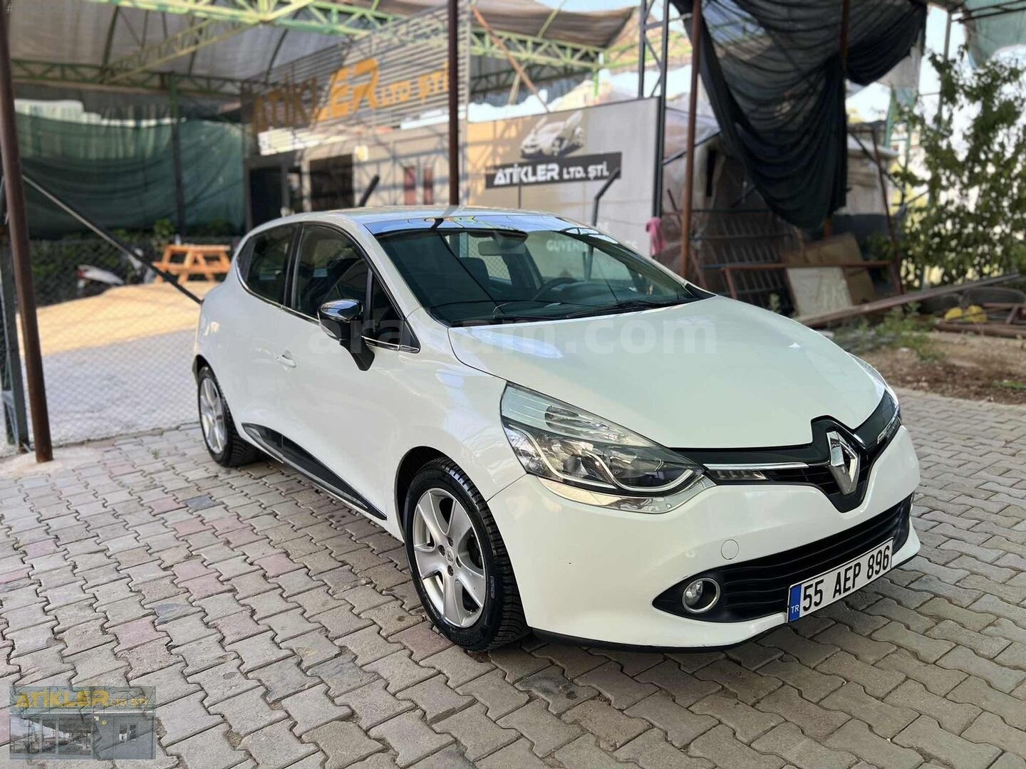 Galeriden Renault Clio 1.5 dCi Icon 2013 Model Antalya 196.000 km Beyaz 2