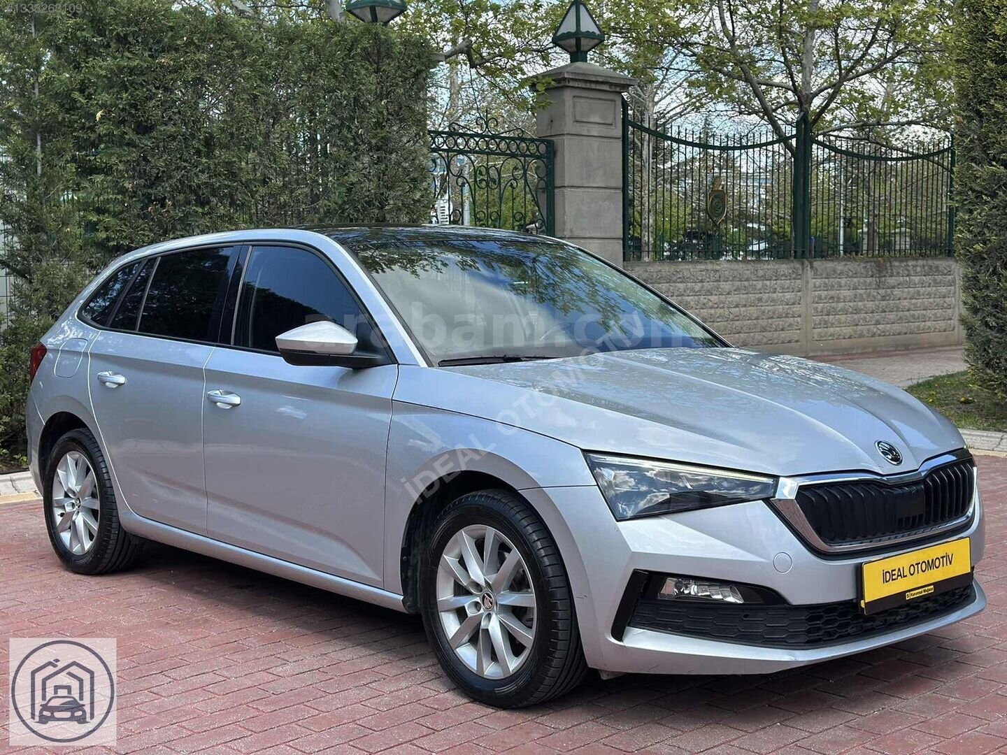 Galeriden Skoda Scala 1.5 TSI Premium 2020 Model Eskişehir 96.000 km Gri 4