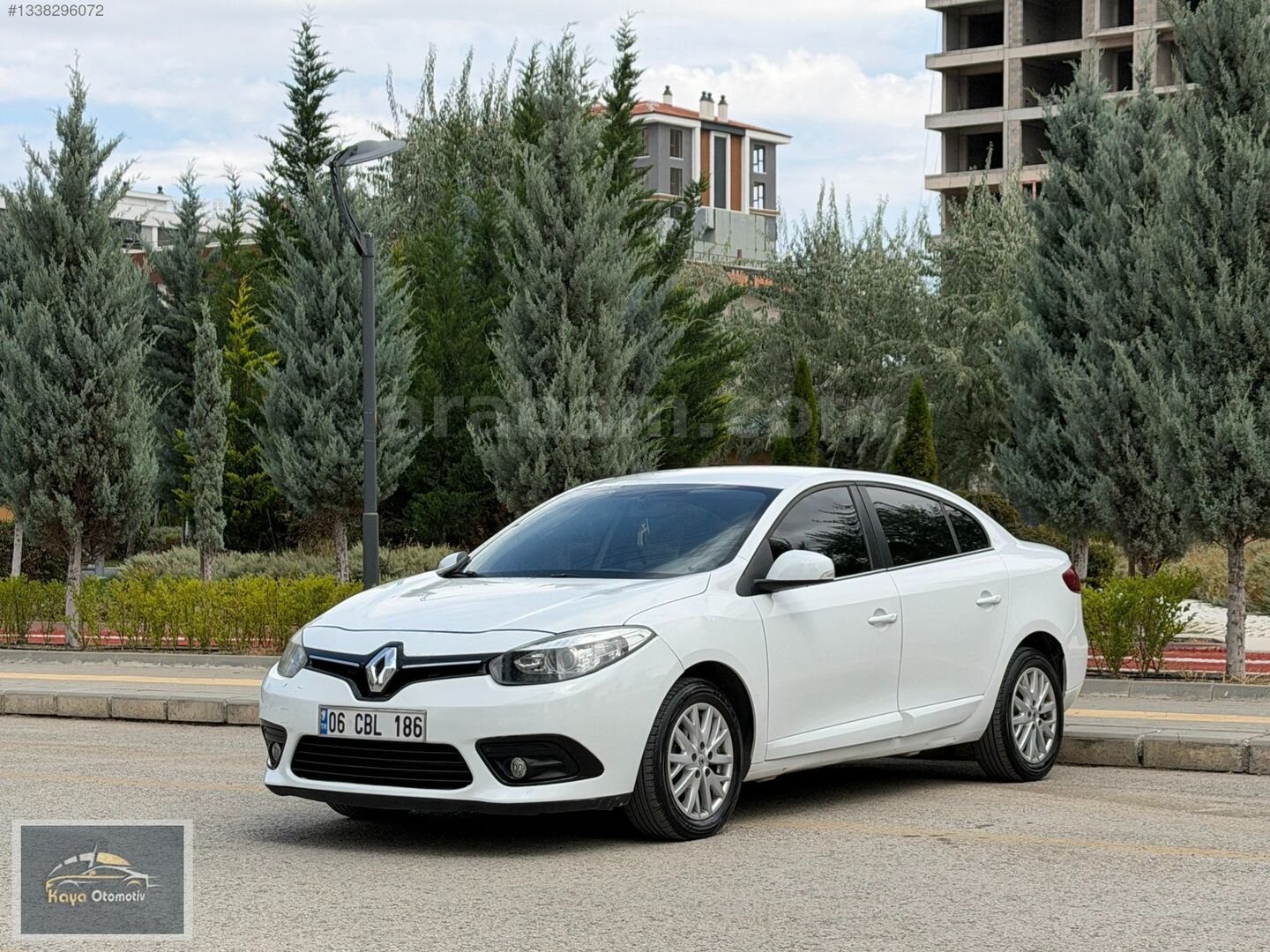 Galeriden Renault Fluence 1.5 dCi Touch 2015 Model Ankara 176.000 km Beyaz 2