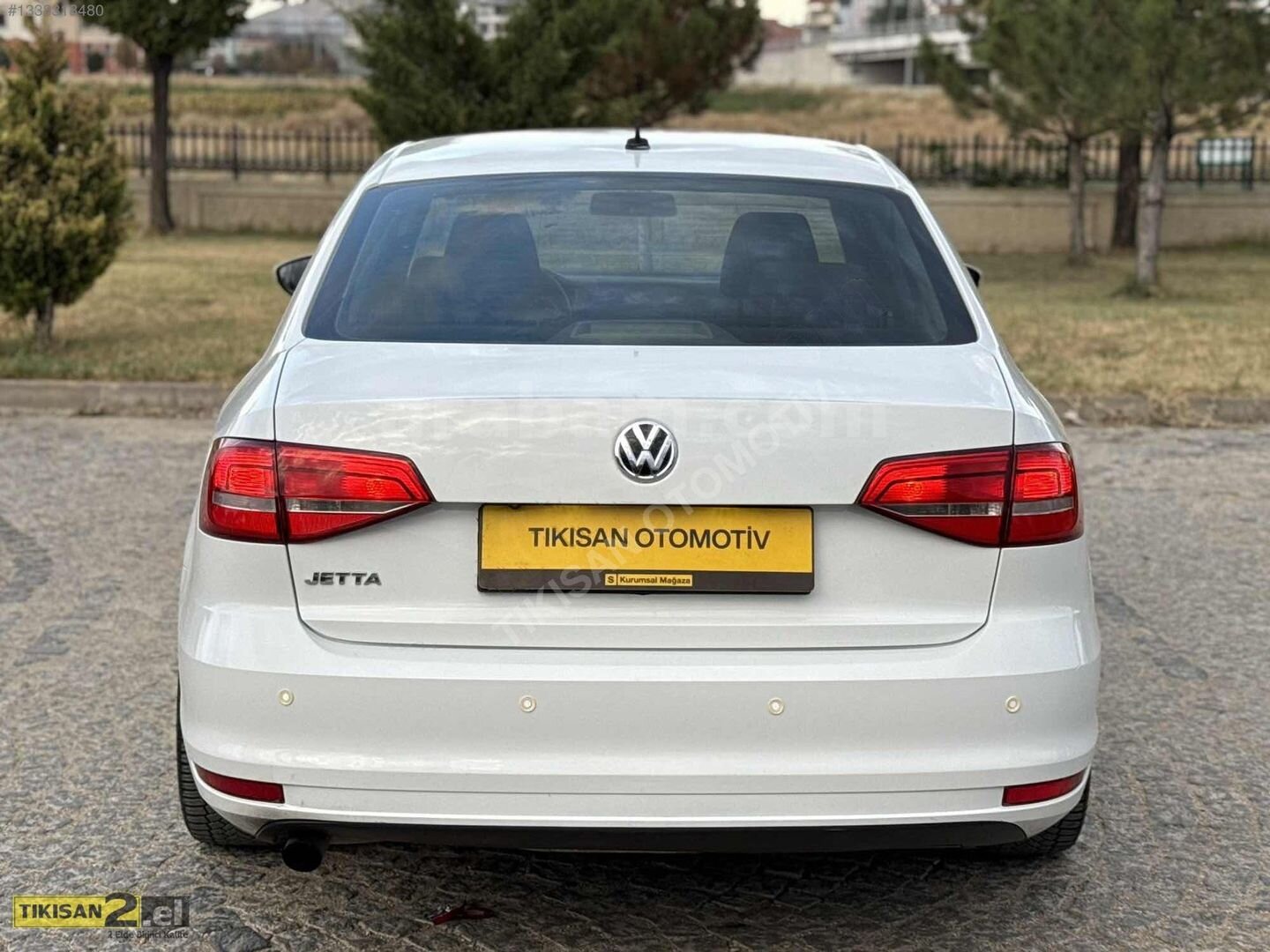 Galeriden Volkswagen Jetta 1.2 TSi Trendline 2015 Model Konya 193.000 km Beyaz 4