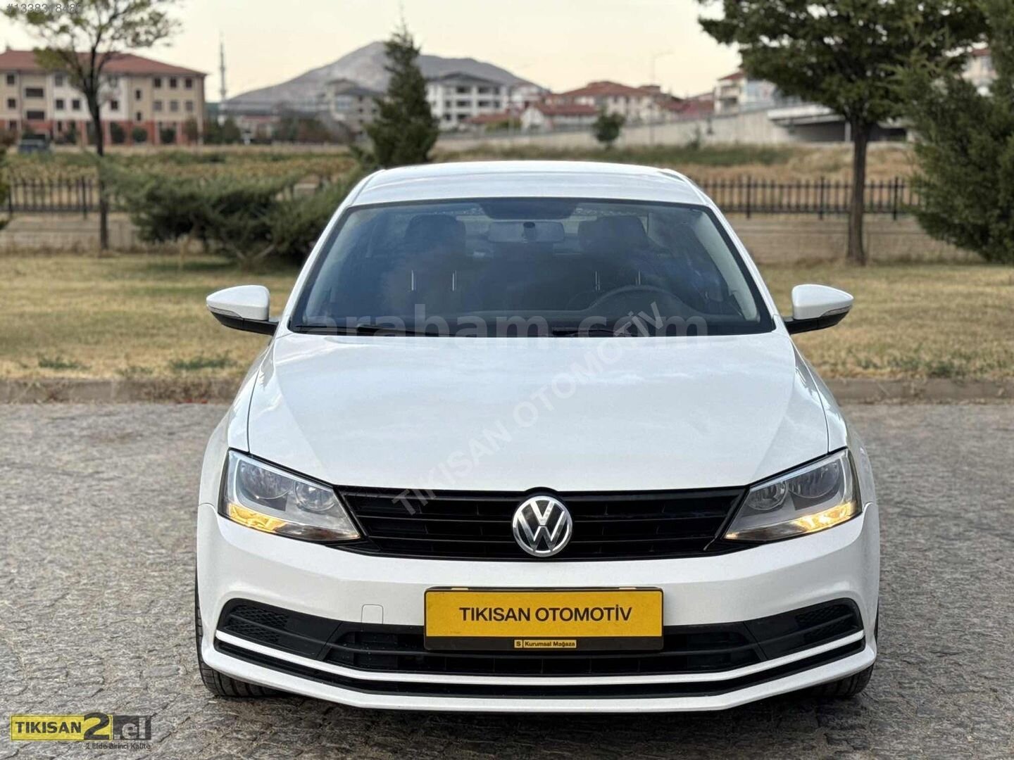 Galeriden Volkswagen Jetta 1.2 TSi Trendline 2015 Model Konya 193.000 km Beyaz 3