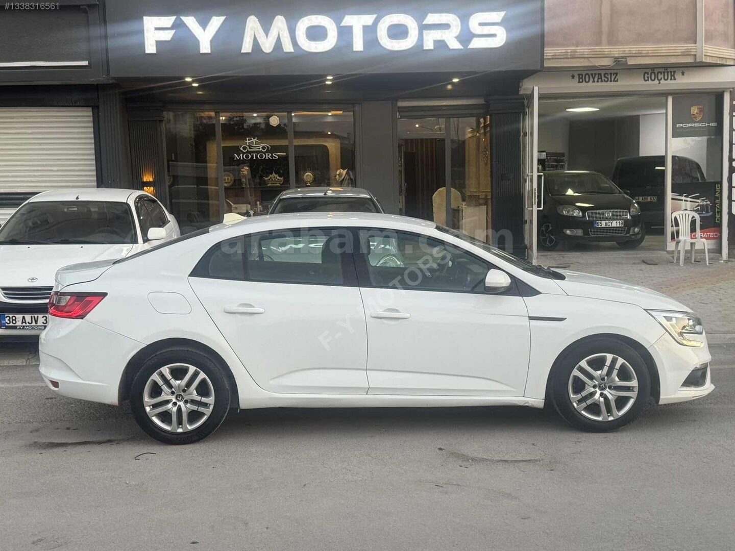 Galeriden Renault Megane 1.6 Joy 2018 Model Van 109.000 km Beyaz 6