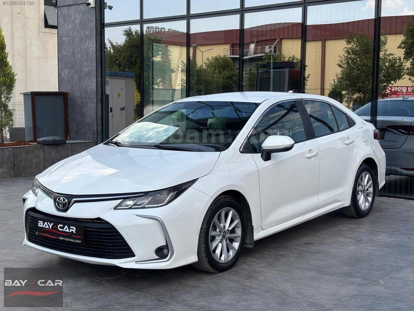 Galeriden Toyota Corolla 1.5 Dream 2022 Model Gaziantep 159.000 km Beyaz 5