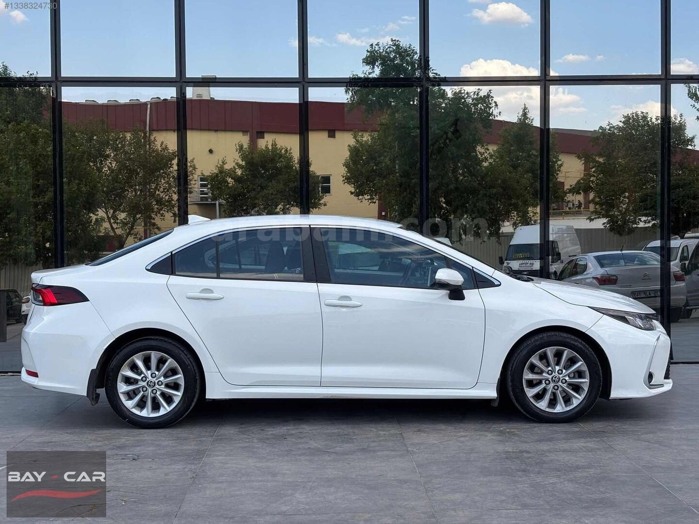 Galeriden Toyota Corolla 1.5 Dream 2022 Model Gaziantep 159.000 km Beyaz 7