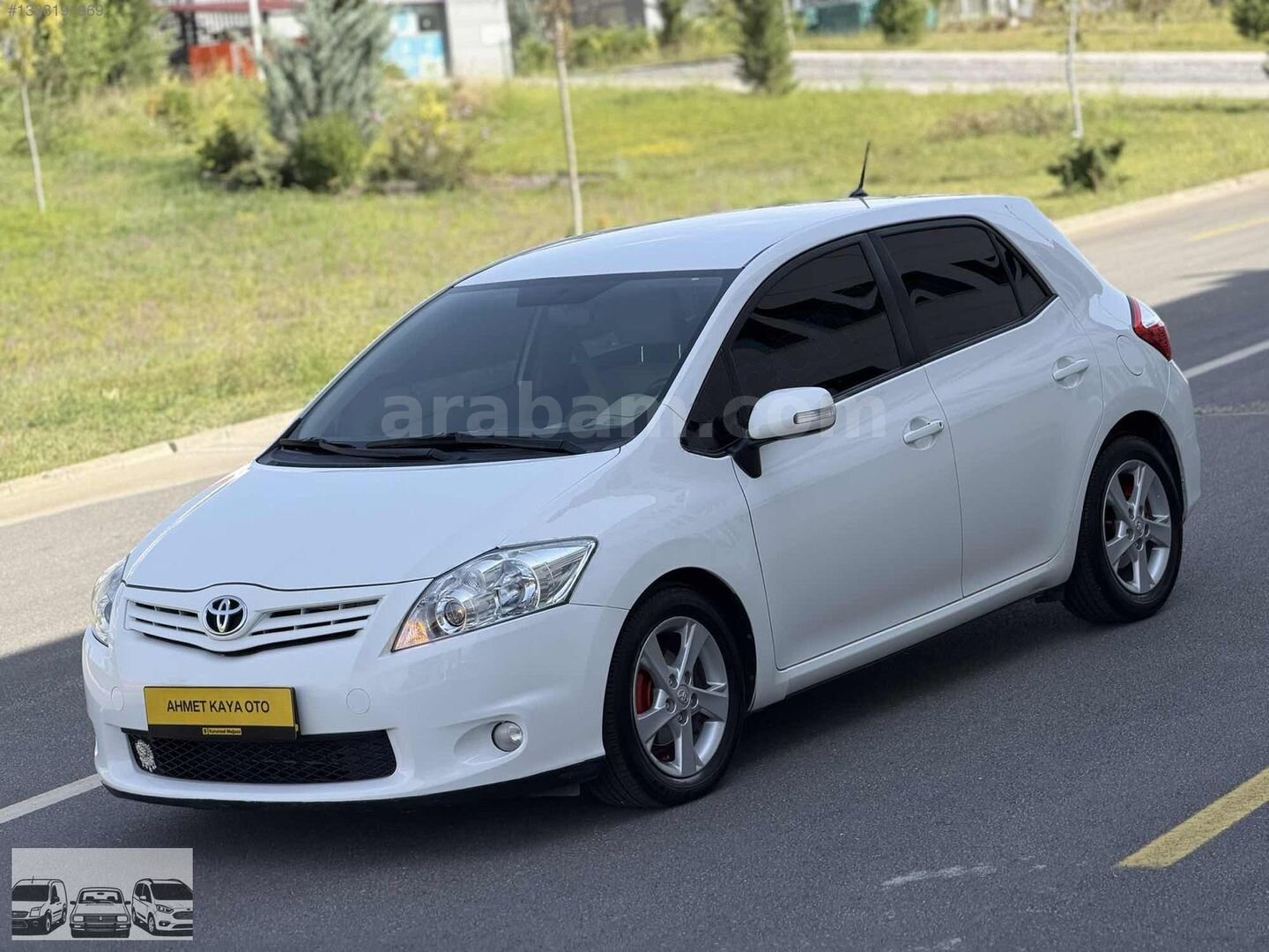 Galeriden Toyota Auris 1.4 D-4D Comfort Extra 2011 Model Malatya 230.000 km Beyaz 1