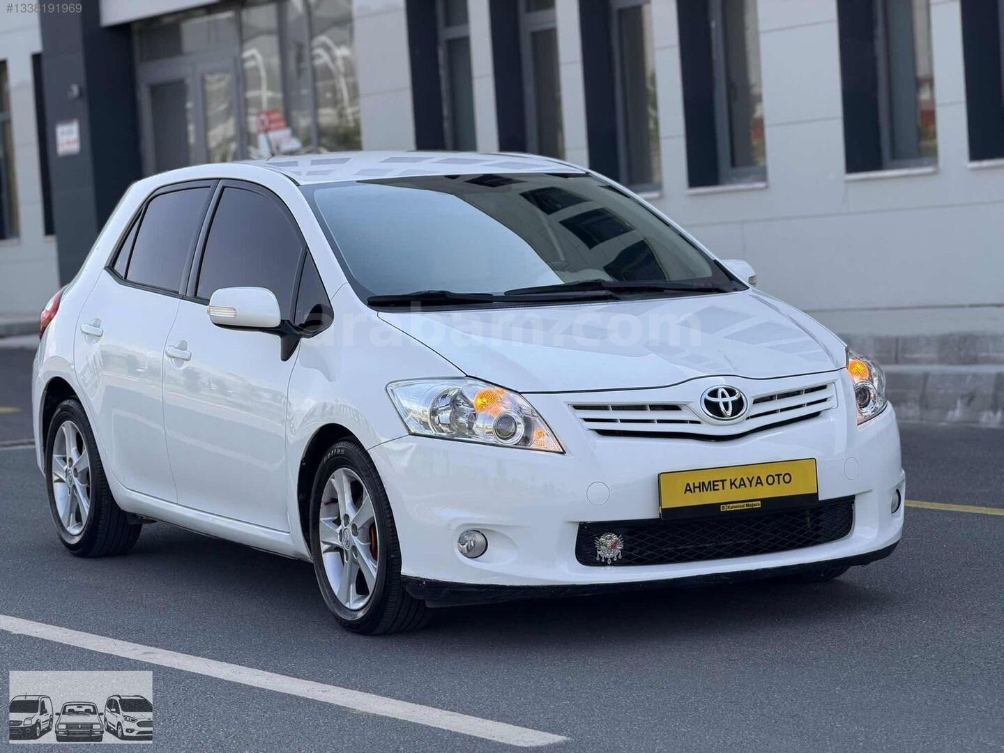 Galeriden Toyota Auris 1.4 D-4D Comfort Extra 2011 Model Malatya 230.000 km Beyaz 7