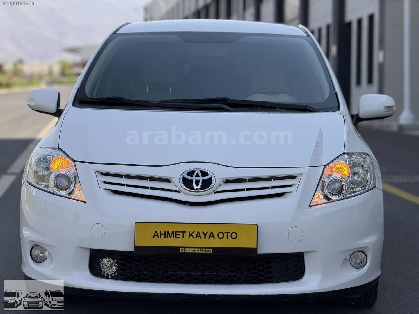 Galeriden Toyota Auris 1.4 D-4D Comfort Extra 2011 Model Malatya 230.000 km Beyaz 6