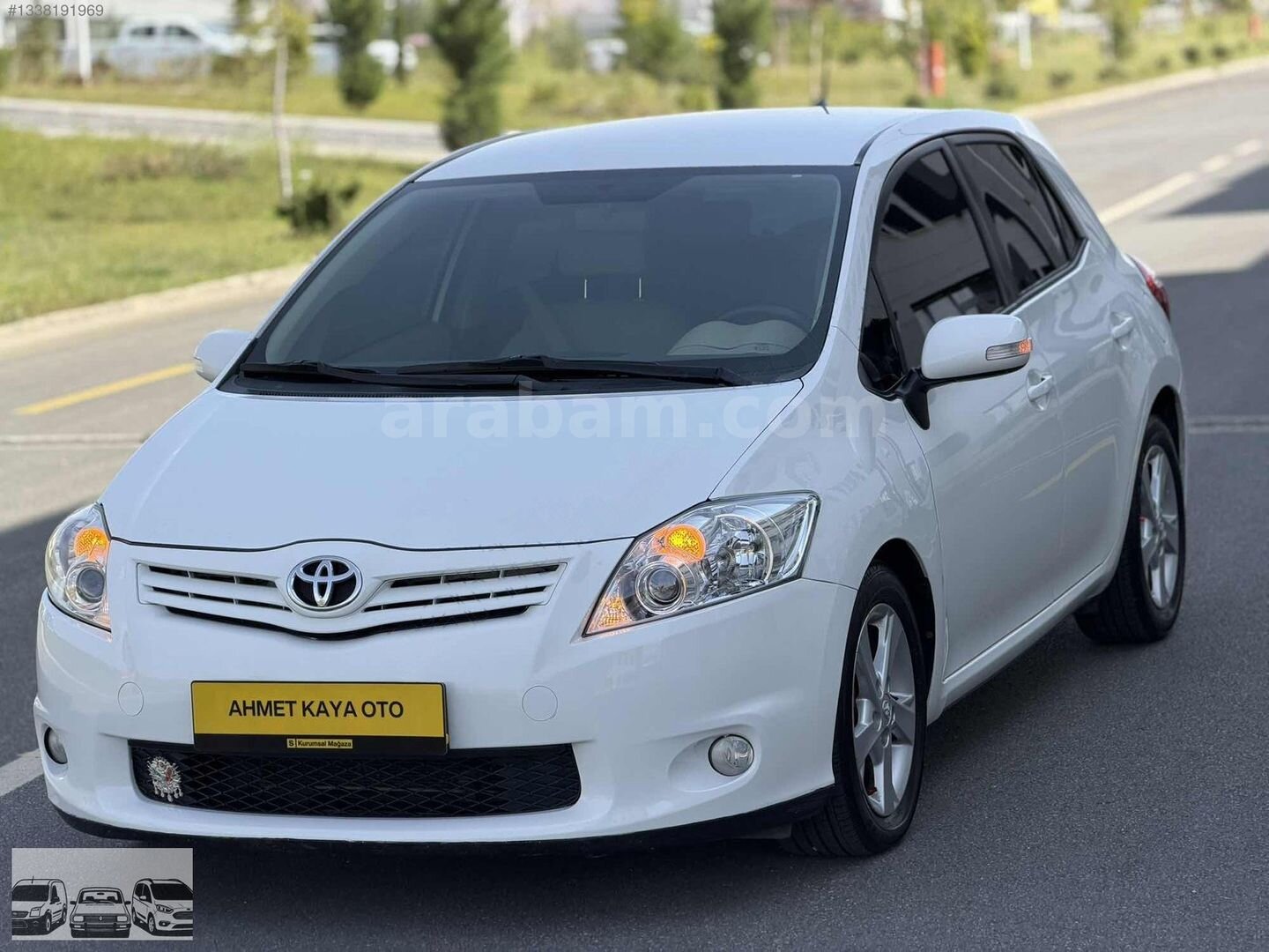 Galeriden Toyota Auris 1.4 D-4D Comfort Extra 2011 Model Malatya 230.000 km Beyaz 5