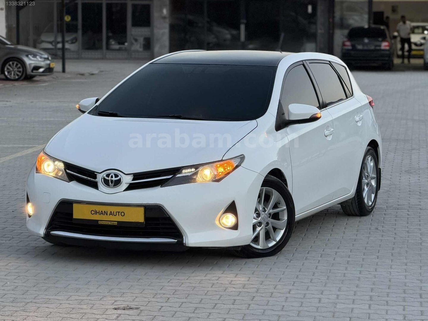 Galeriden Toyota Auris 1.4 D-4D Advance Skypack 2014 Model Kahramanmaraş 185.000 km Beyaz 3