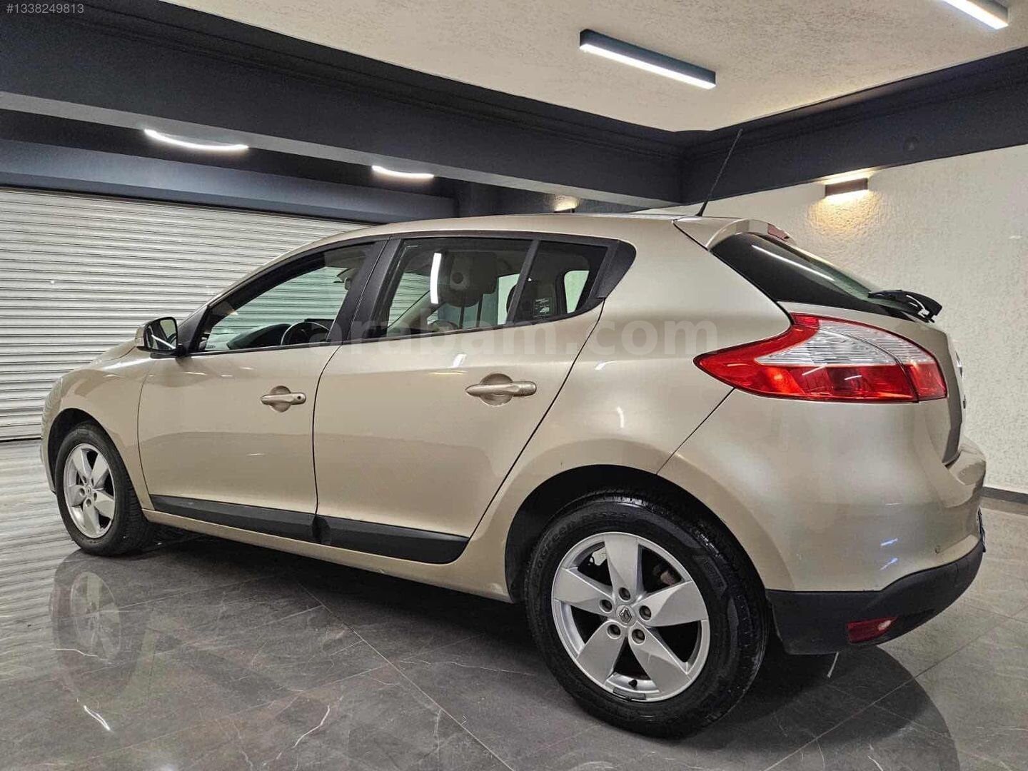 Galeriden Renault Megane 1.5 dCi Expression 2012 Model İzmir 145.000 km Bej 7