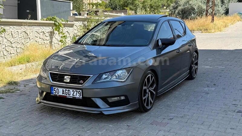 Galeriden Seat Leon 1.2 TSI Style 2018 Model Nevşehir 198.000 km Füme
