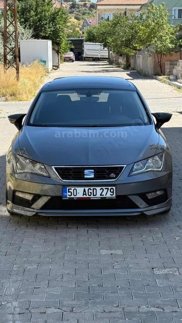 Galeriden Seat Leon 1.2 TSI Style 2018 Model Nevşehir 198.000 km Füme 4