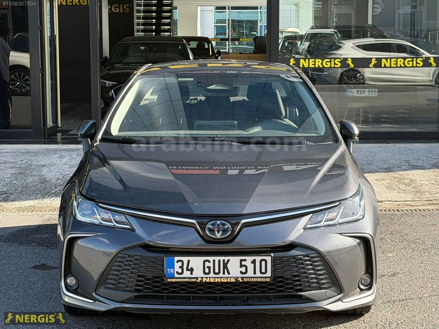 Galeriden Toyota Corolla 1.8 Hybrid Dream 2023 Model İstanbul 72.000 km Gri 1