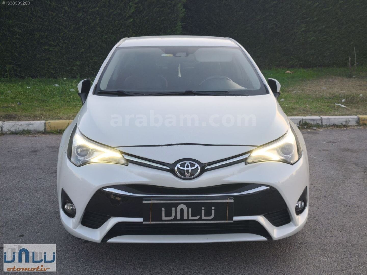 Galeriden Toyota Avensis 1.6 D-4D Premium 2017 Model Balıkesir 210.000 km Beyaz 4