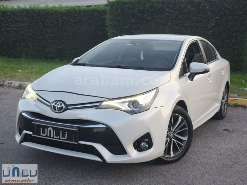 Galeriden Toyota Avensis 1.6 D-4D Premium 2017 Model Balıkesir 210.000 km Beyaz