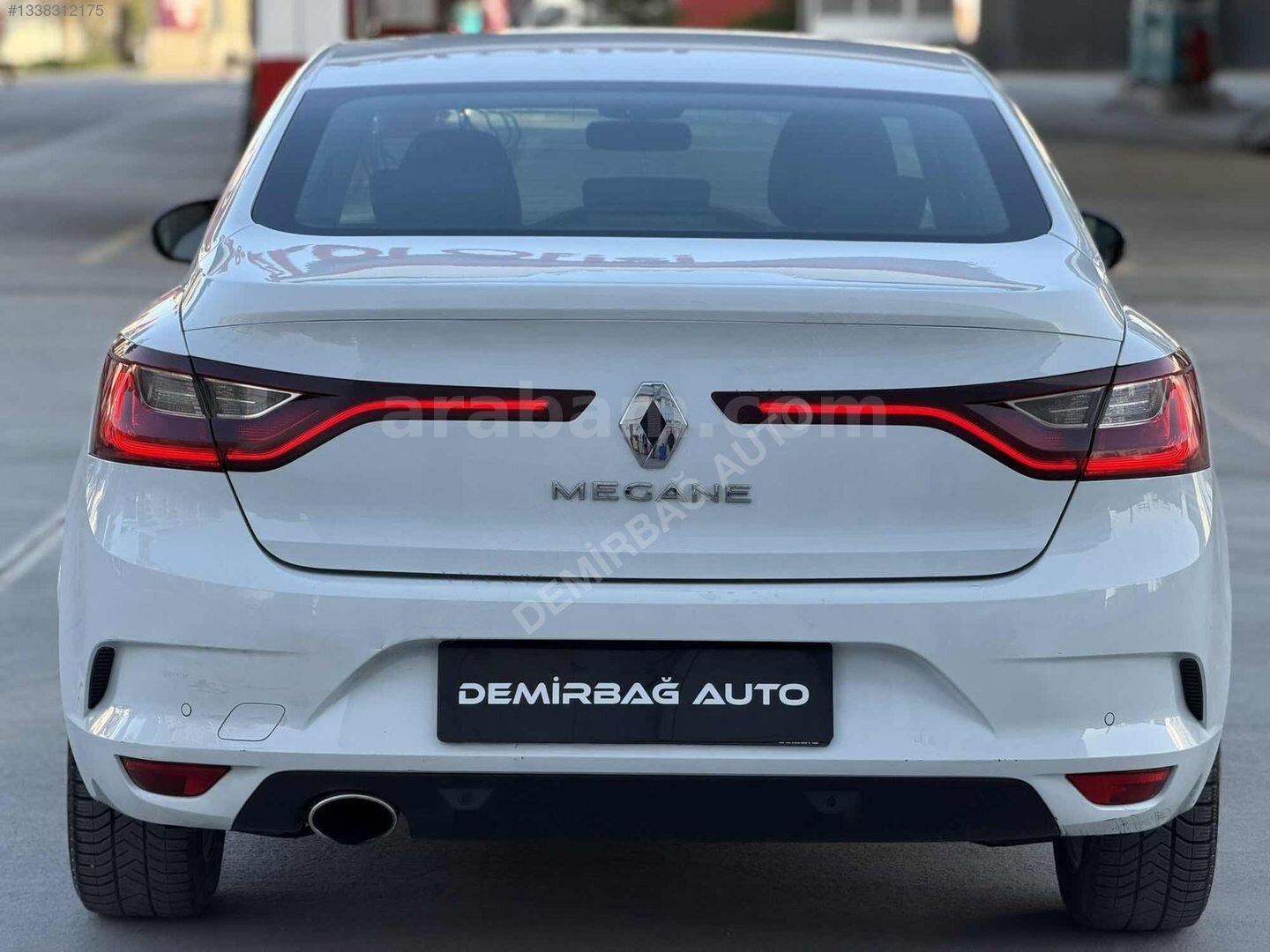 Galeriden Renault Megane 1.5 dCi Touch 2019 Model Elazığ 185.000 km Beyaz 4