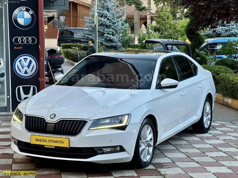 Galeriden Skoda SuperB 1.6 TDI Style 2018 Model Tokat 174.000 km Beyaz