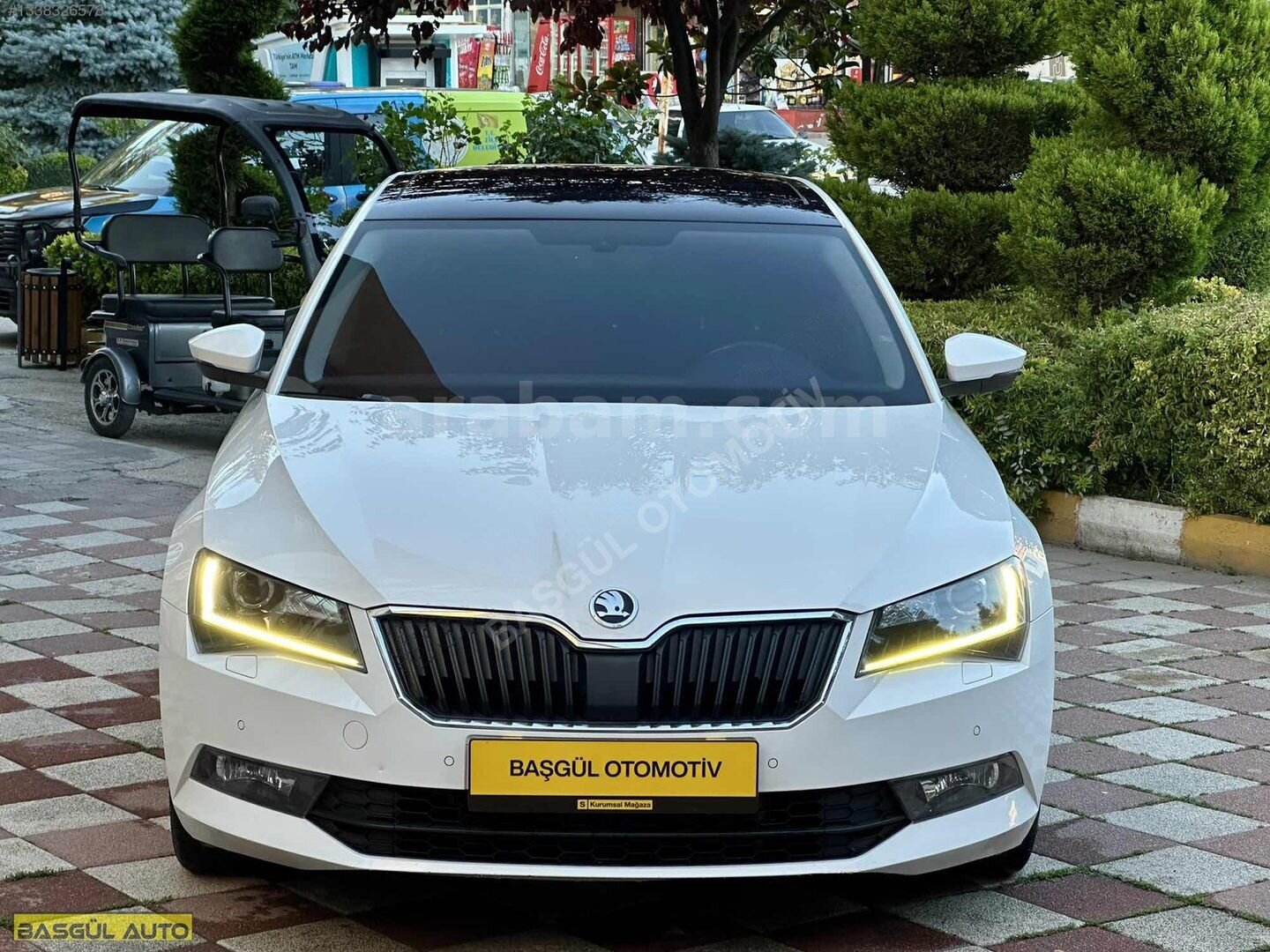 Galeriden Skoda SuperB 1.6 TDI Style 2018 Model Tokat 174.000 km Beyaz 2