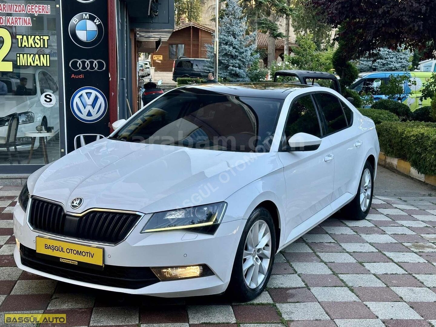 Galeriden Skoda SuperB 1.6 TDI Style 2018 Model Tokat 174.000 km Beyaz 6